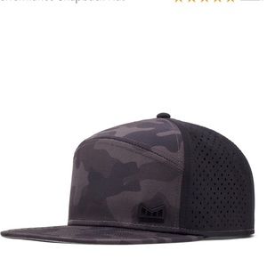 MELIN TRENCHES ICON HYDRO - like new - camo 
Performance Snapback Hat